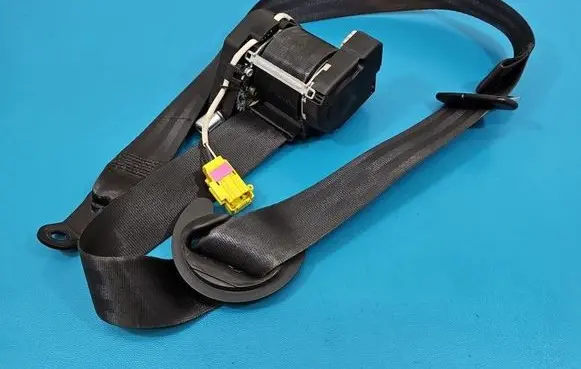 Volkswagen Touran I Front seatbelt 1T1857706B IMPRK1588620