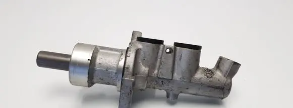 Mercedes-Benz E W210 Master brake cylinder 32661549