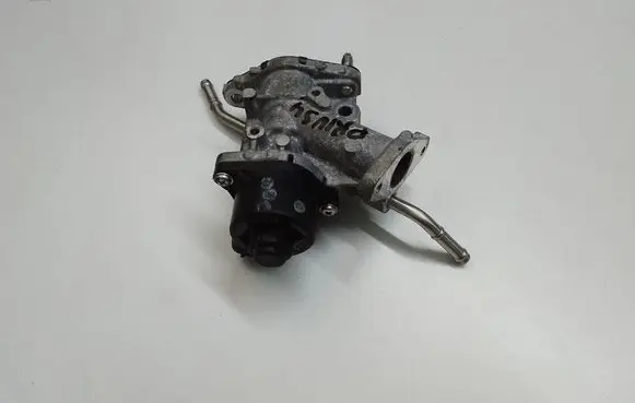 Toyota Prius (XW50) EGR valve 2562037140