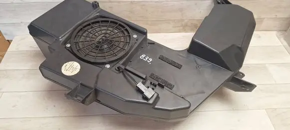 Audi A4 S4 B6 8E 8H Subwoofer speaker 8E903538203S