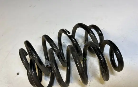 BMW 2 F46 Rear coil spring
