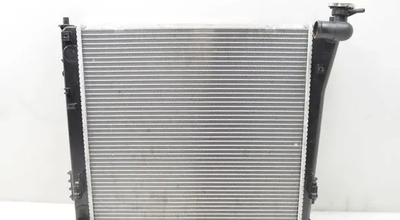 Hyundai i40 Coolant radiator 2002303