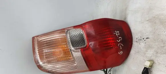 Toyota RAV 4 (XA20) Rear/tail lights NOCODE