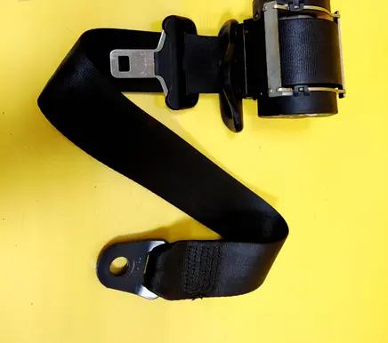 Peugeot 206 Rear seatbelt A508366