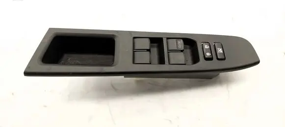 Toyota Yaris Electric window control switch 742320D690