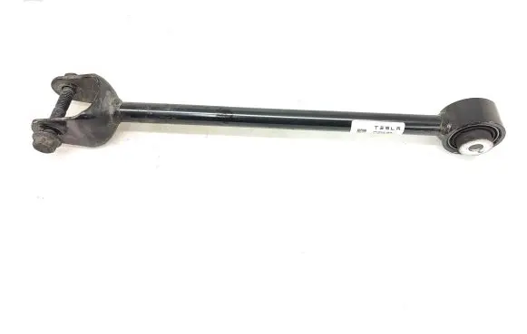 Rear control arm