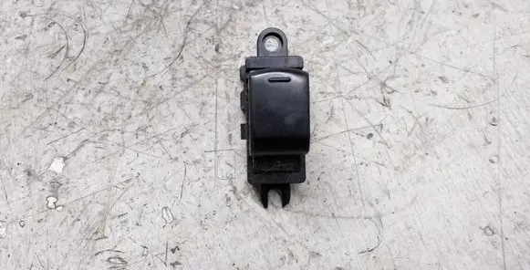 Nissan Qashqai Electric window control switch 25411BR00A