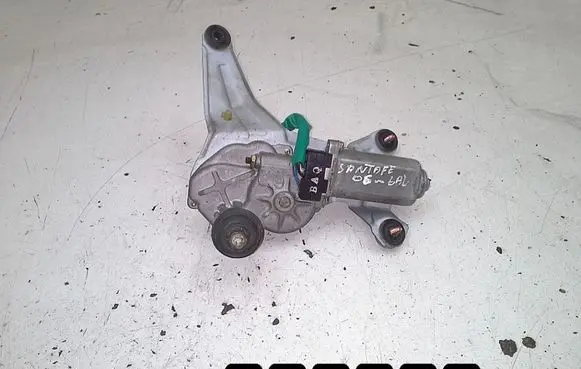Hyundai Santa Fe Rear window wiper motor 987002B000