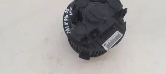 Nissan Micra Heater fan/blower 7737062101