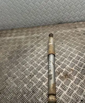 Hyundai Terracan Rear shock absorber/damper
