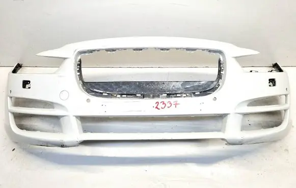 Jaguar XE Front bumper gx7317f003aa