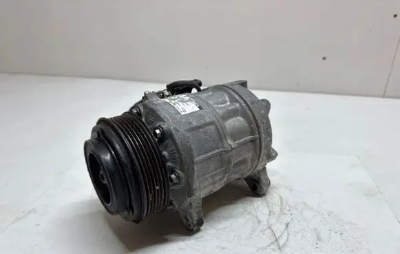 BMW 7 G11 G12 Air conditioning (A/C) compressor (pump) 12941310 2941310
