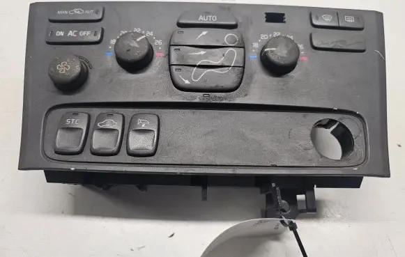 Volvo V70 Climate control unit 9452368