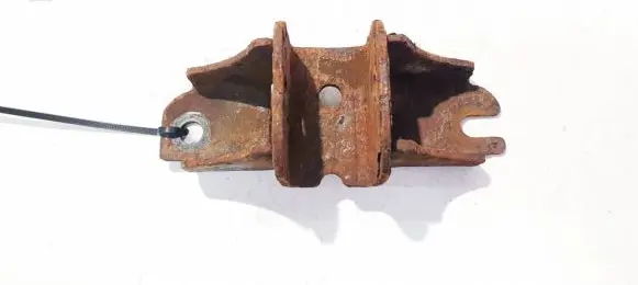 Nissan NV200 Bracket in trunk/boot 