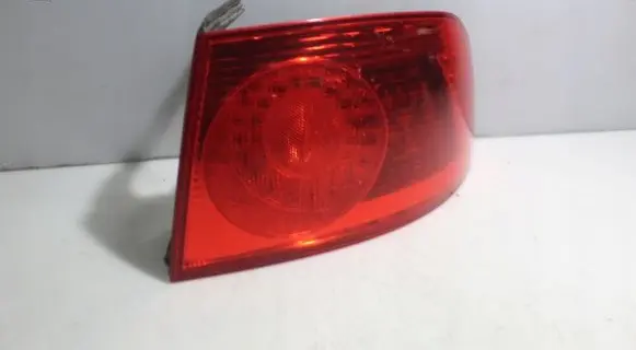 Volkswagen Phaeton Rear/tail lights 333156R