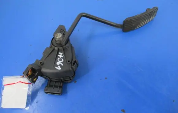 Opel Agila A Accelerator throttle pedal 9204284