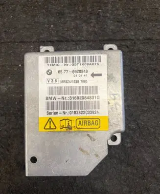 BMW 5 E39 Airbag control unit/module 6920848 G5T1K09AC76 31692084801Q