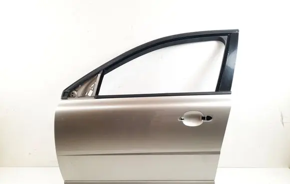 Volvo V70 Front door
