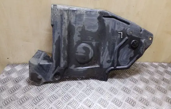 Nissan X-Trail T30 Engine splash shield/under tray 758948H300