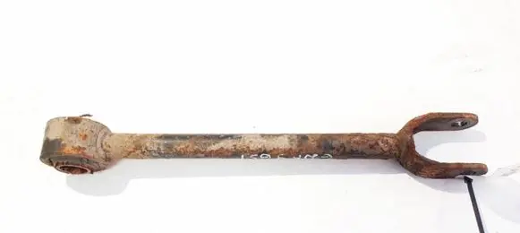 Infiniti FX Rear upper control arm/wishbone