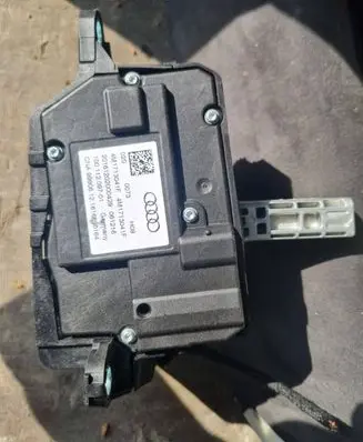Audi SQ7 Gear selector 4M1713041F