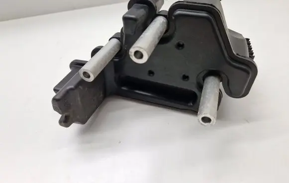 BMW X5 F15 Vacuum air tank 8512680