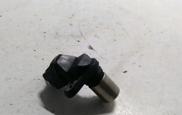 Toyota Avensis T250 Crankshaft position sensor 9091905029 0296000740