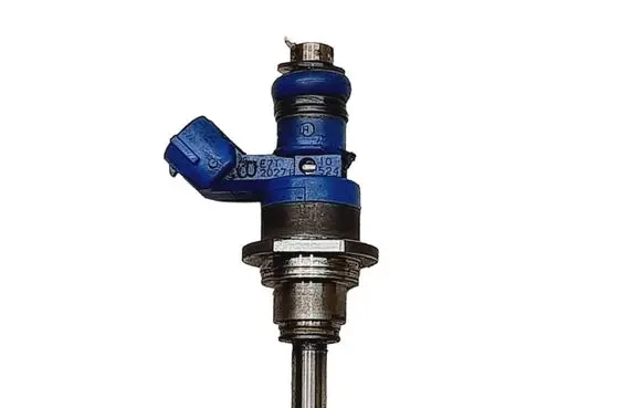 Mazda 6 Fuel injector E7120271