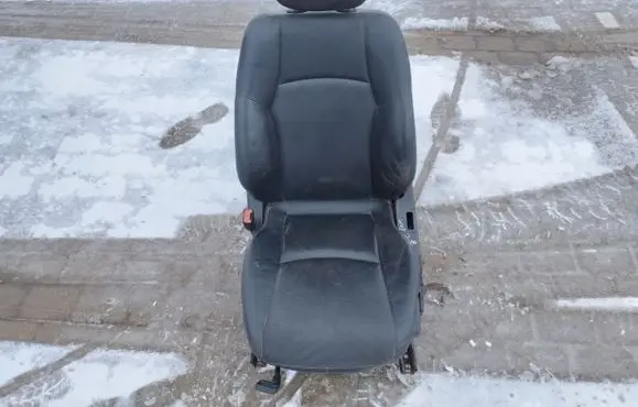 Mercedes-Benz C W203 Front driver seat 
