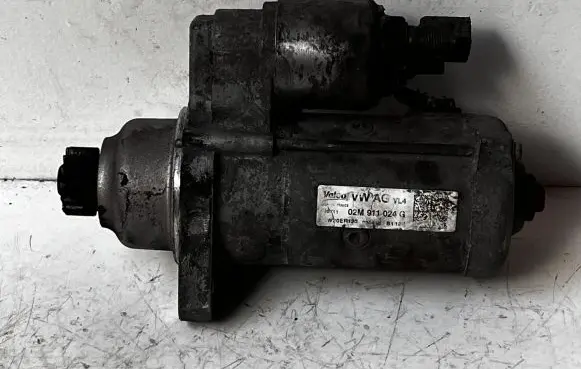 Volkswagen PASSAT B7 Starter motor 02M911024G
