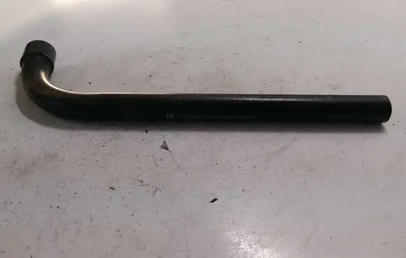 Opel Zafira B Wheel nut wrench 13107800
