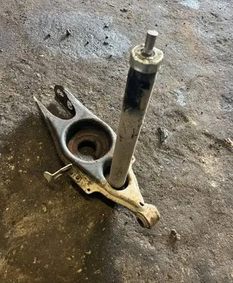 Mercedes-Benz E W211 Rear upper control arm/wishbone