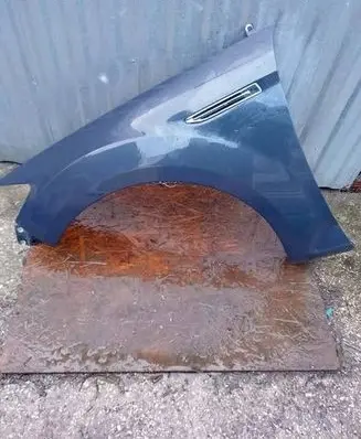 Ford Mondeo MK IV Fender 