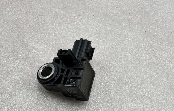Ford Mustang VI Airbag deployment crash/impact sensor FR3T14B006AA FR3T14B006