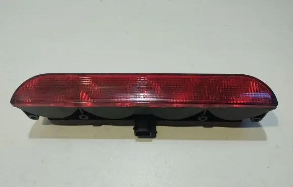 Audi A4 S4 B5 8D Third/center stoplight 0996400 E351020