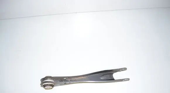 Rear control arm