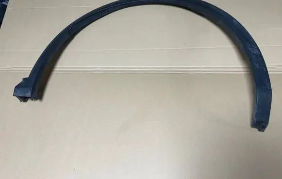 Renault Scenic E-Tech V Front arch trim 638124283R