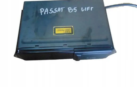Volkswagen PASSAT B5.5 CD/DVD changer 1J6035111