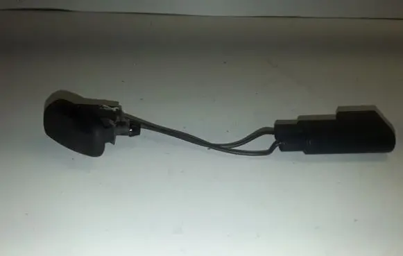 Ford Focus C-MAX Windshield washer spray nozzle XS4117666A