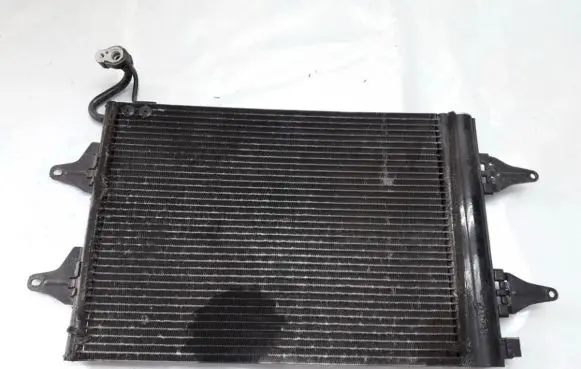 A/C cooling radiator (condenser)