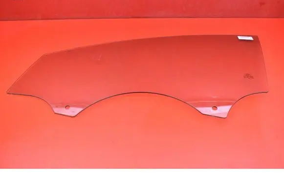 Ford Focus ST Front door window glass four-door