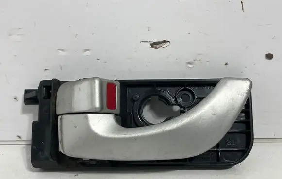 Hyundai Sonata Loading door interior handle 83613NF000