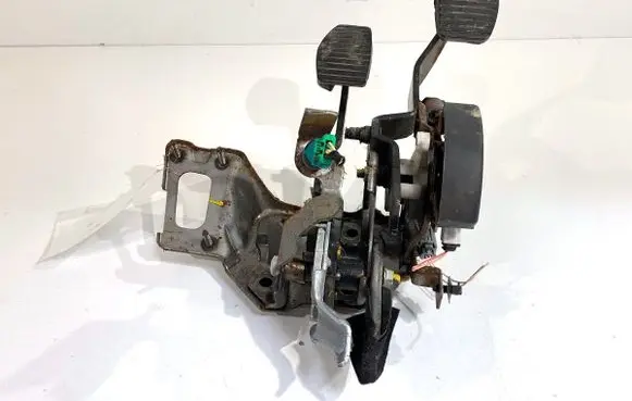 Citroen C4 I Picasso Pedal assembly 9681632380