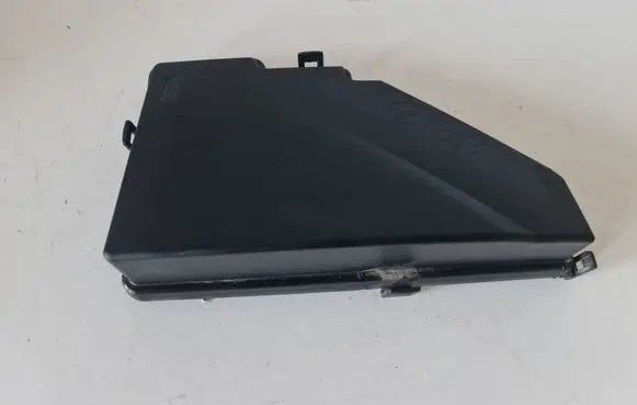 Volvo XC90 Fuse box cover 31398001