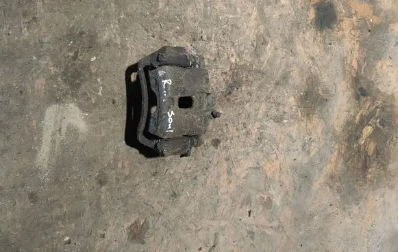 Alfa Romeo Giulietta Front brake caliper 