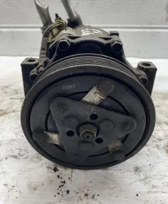 Peugeot 407 Air conditioning (A/C) compressor (pump) 9648238480