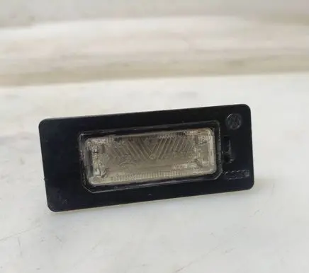 Volkswagen PASSAT B6 Number plate light A046341 0406110848 810943031