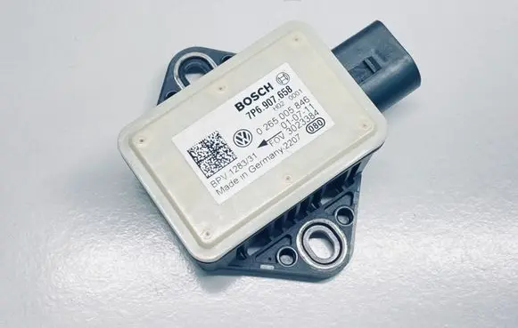 Volkswagen Touareg II ESP acceleration yaw rate sensor 7P6907658 0265005846