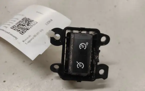 Renault Laguna III Cruise control switch KPF15456