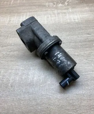 Hyundai i40 EGR valve 284102A300
